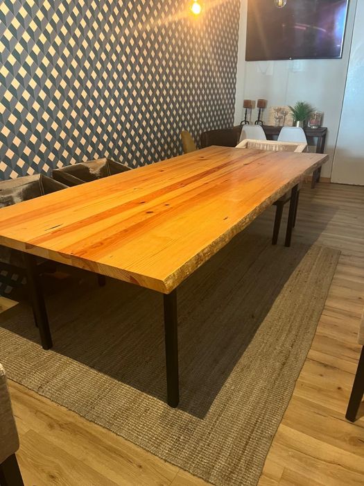 Mesa de Sala em Madeira