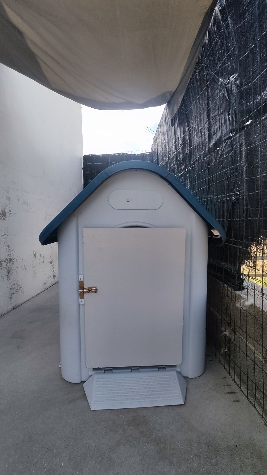 Casota para cão de grande porte