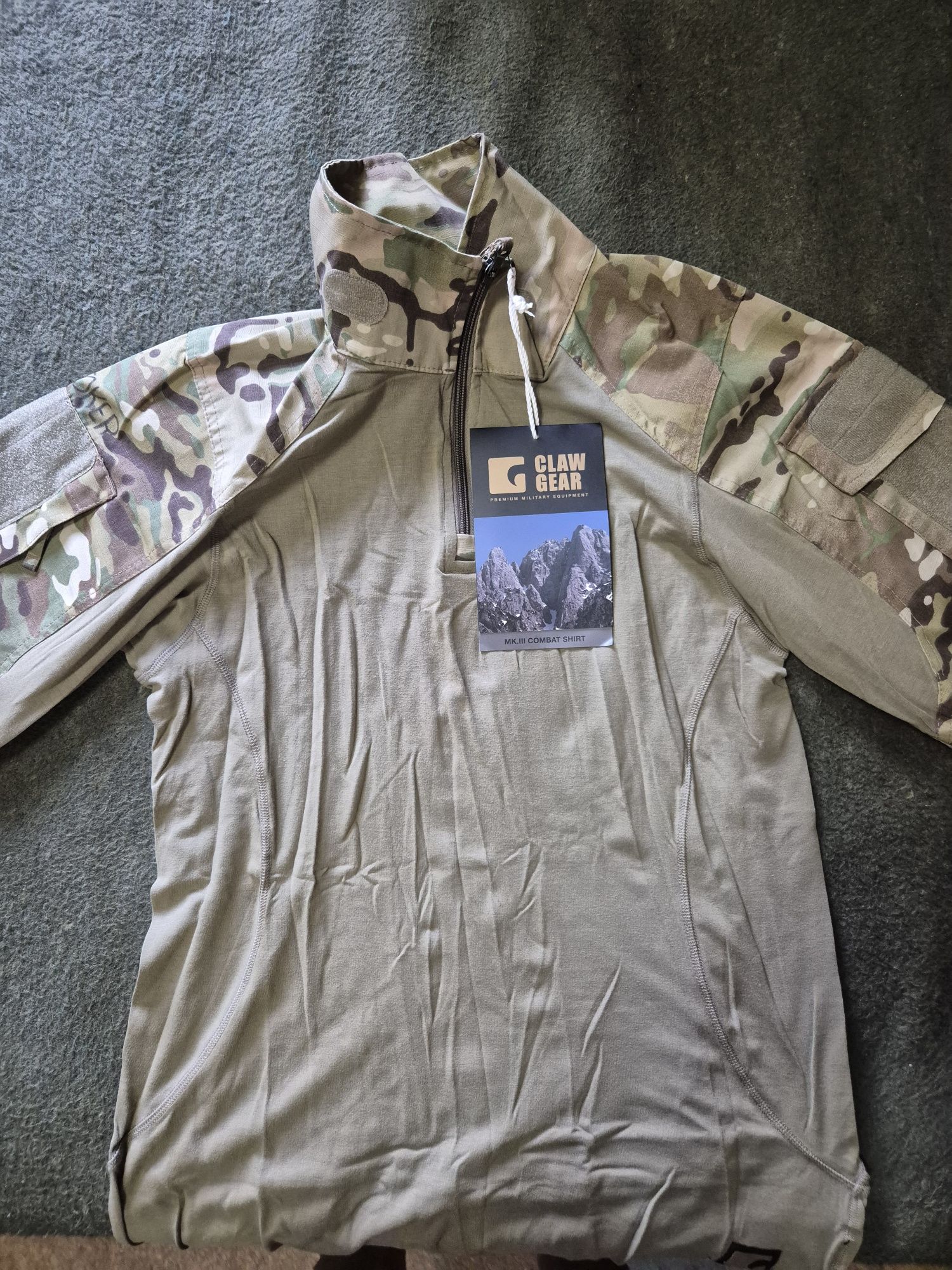 2 Combat shirt clawgear
