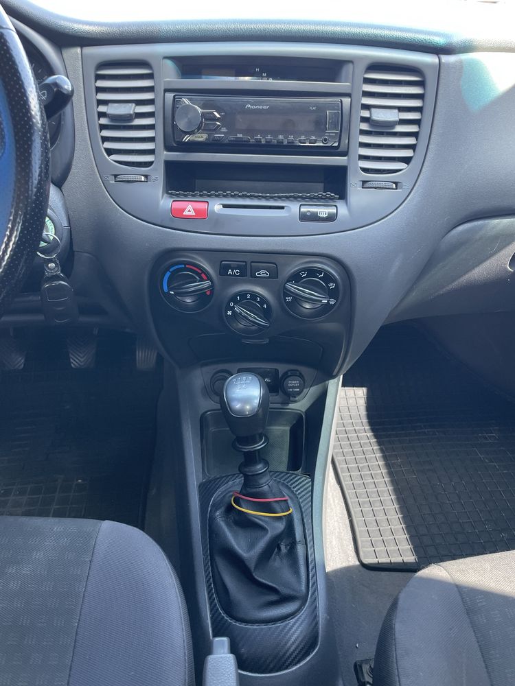 Продам Kia Rio 2008 г. 1.4 газ/бензи