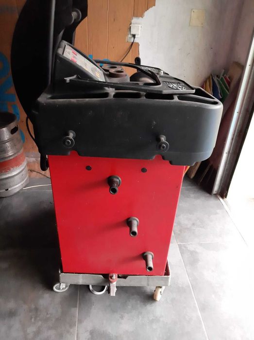 Equilibradora de Pneumáticos SICAM SBM 55