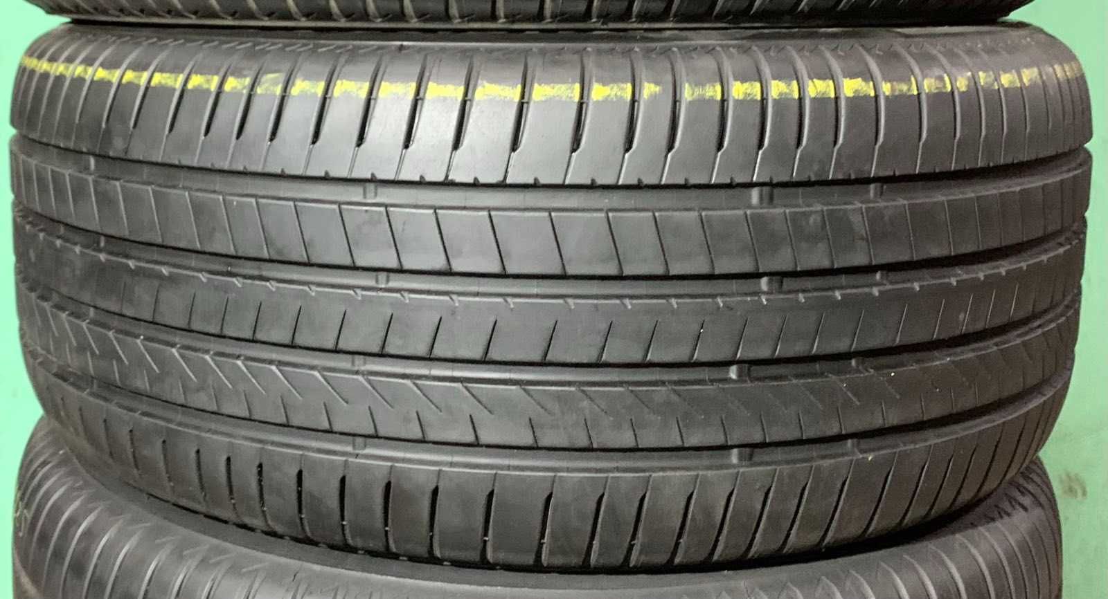 285/50/20 Bridgestone Alenza 001