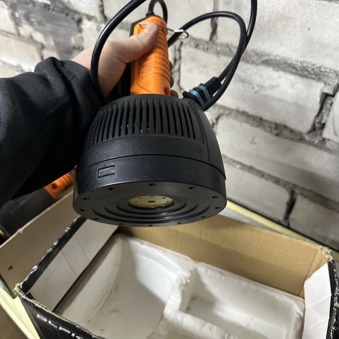 Индукционный ручной запайщик крышек