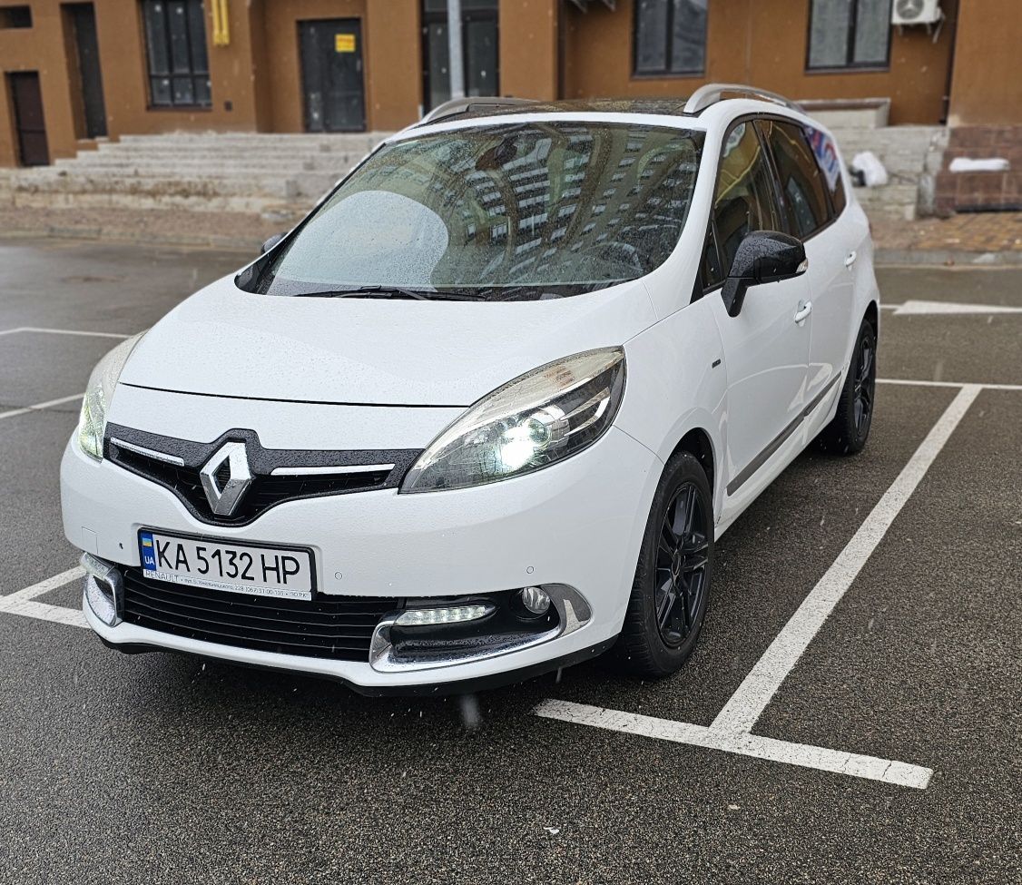 Renault Grand Scenic 2014 - 7 мест, панорама