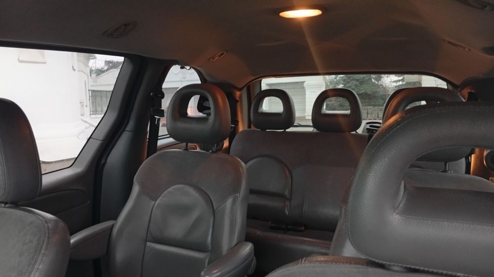 Продаю крайслер вояжер в хорошому стані.