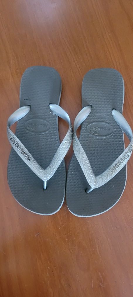 Chinelas havaianas