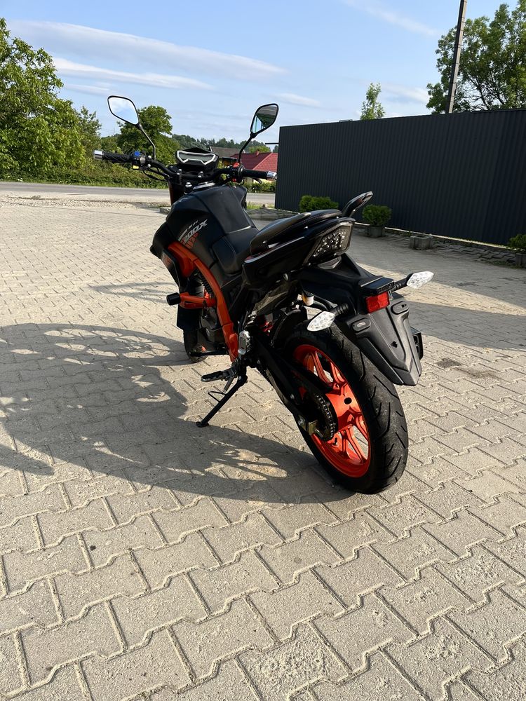 Мотоцикл, Senke SK200 - 12
