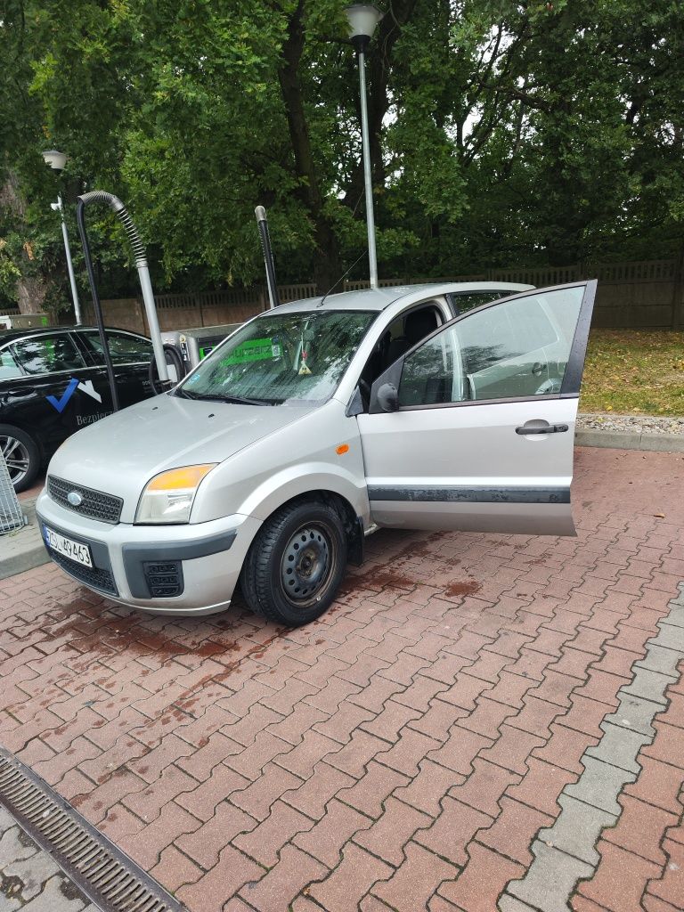 Ford fusion 1.4 benzyna. 2006r. Klimatyzacja