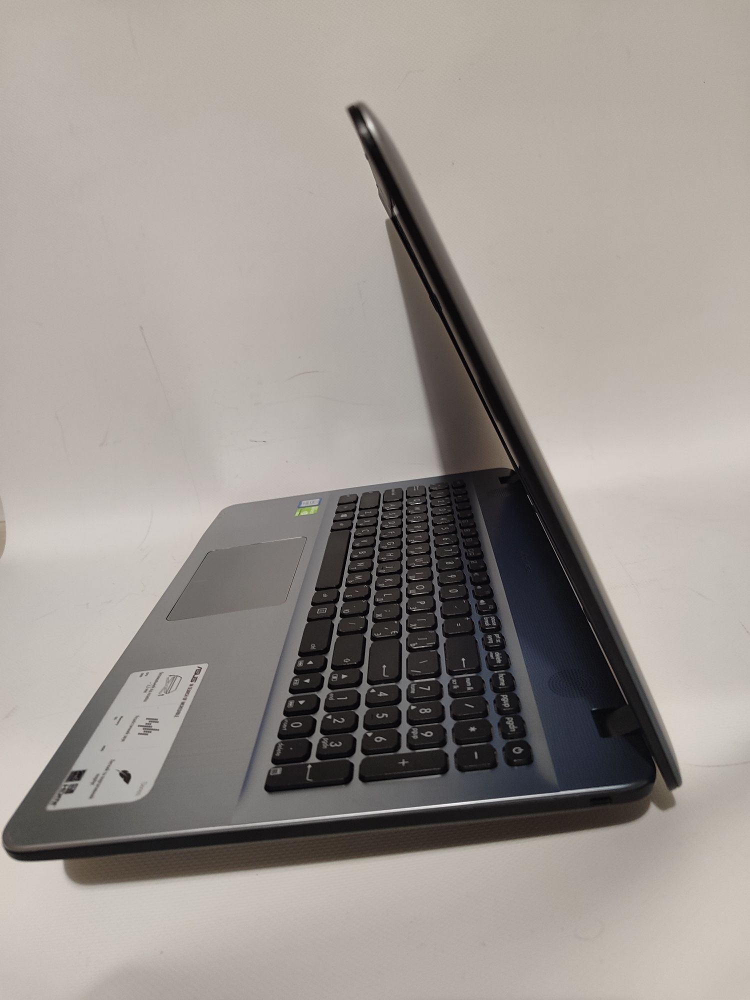 Asus Бюджетный Игровой Ноутбук 4 ядра | 920MX 2GB | 500GB