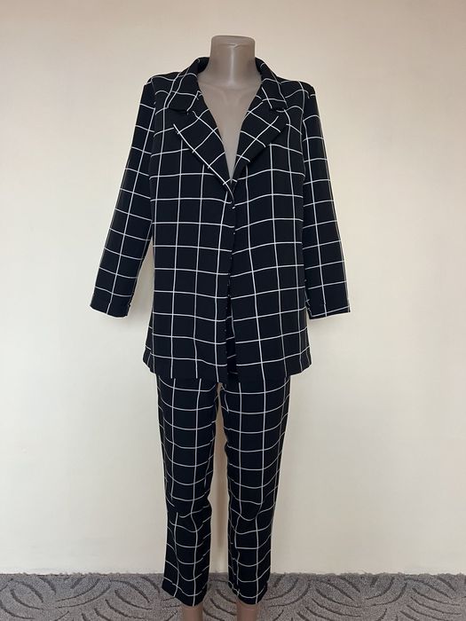 Продам набір жіночого одягу (окремо також)