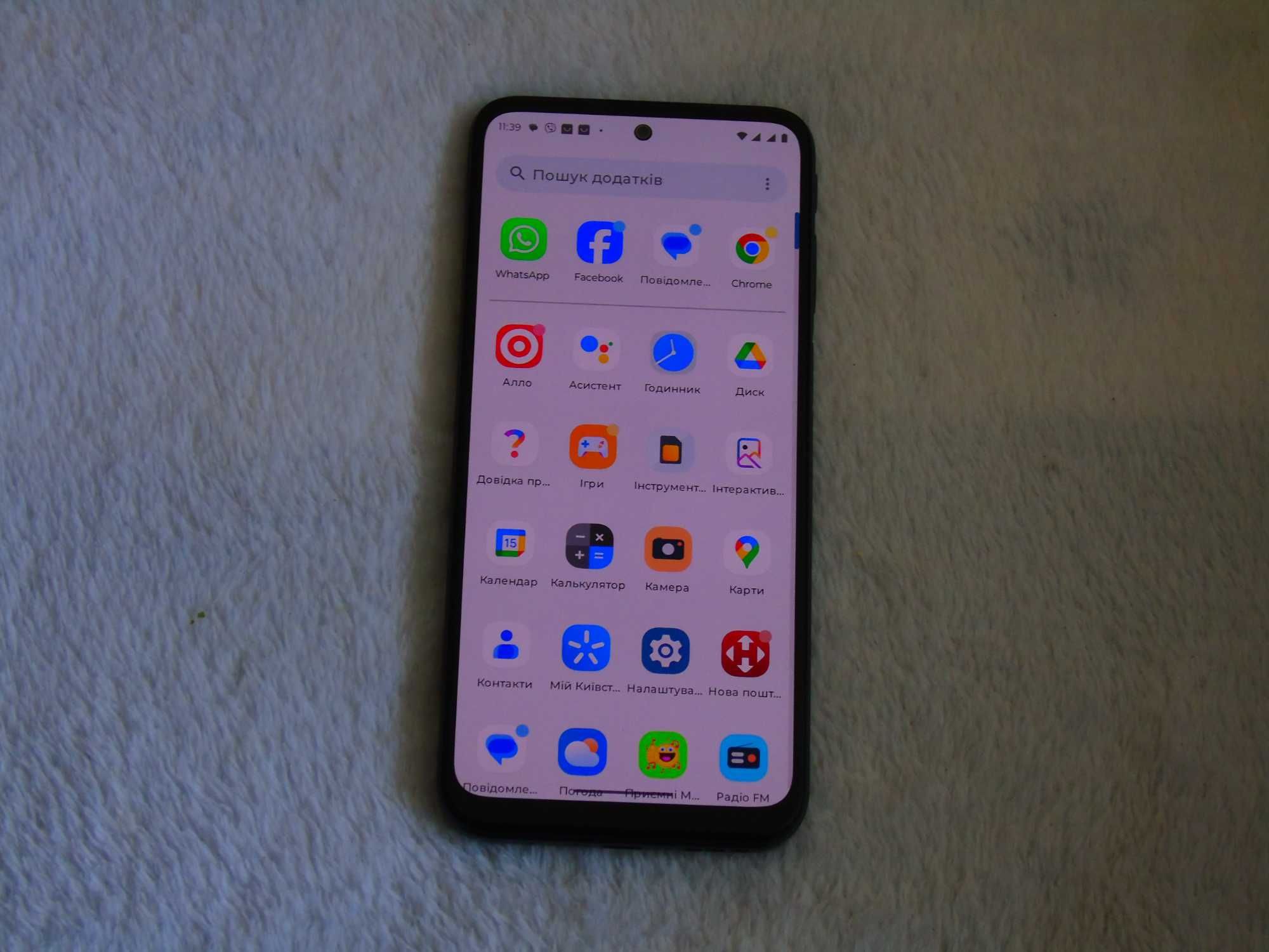 Motorola G31 в чудовому стані яскравий OLED екран 3 камери 4\64 коробк