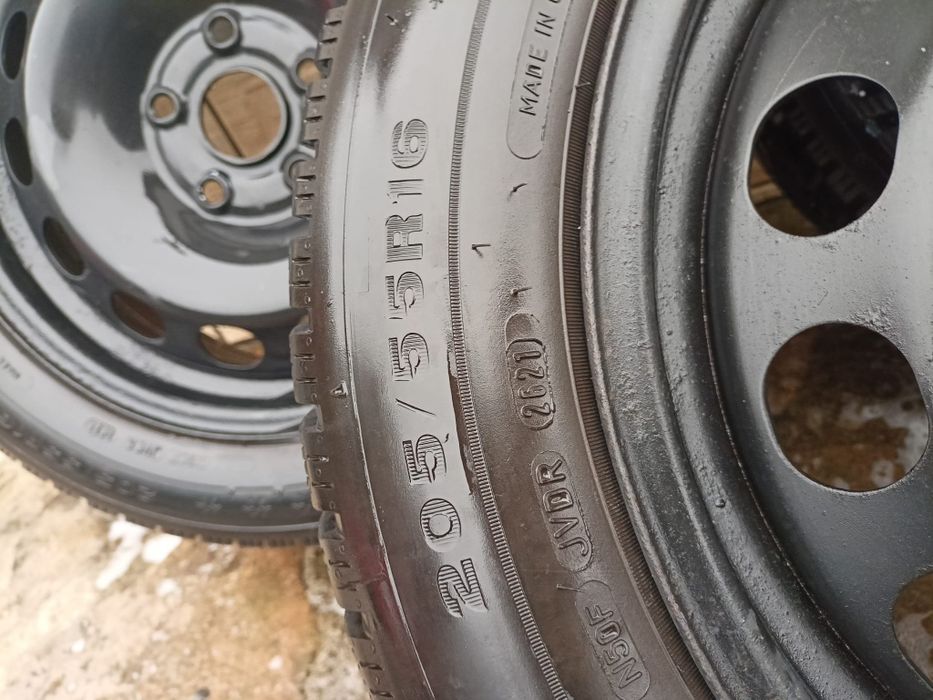 Opony zimowe na felgach 16 5x112