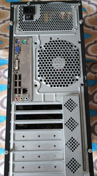 Комп'ютер у робочому стані