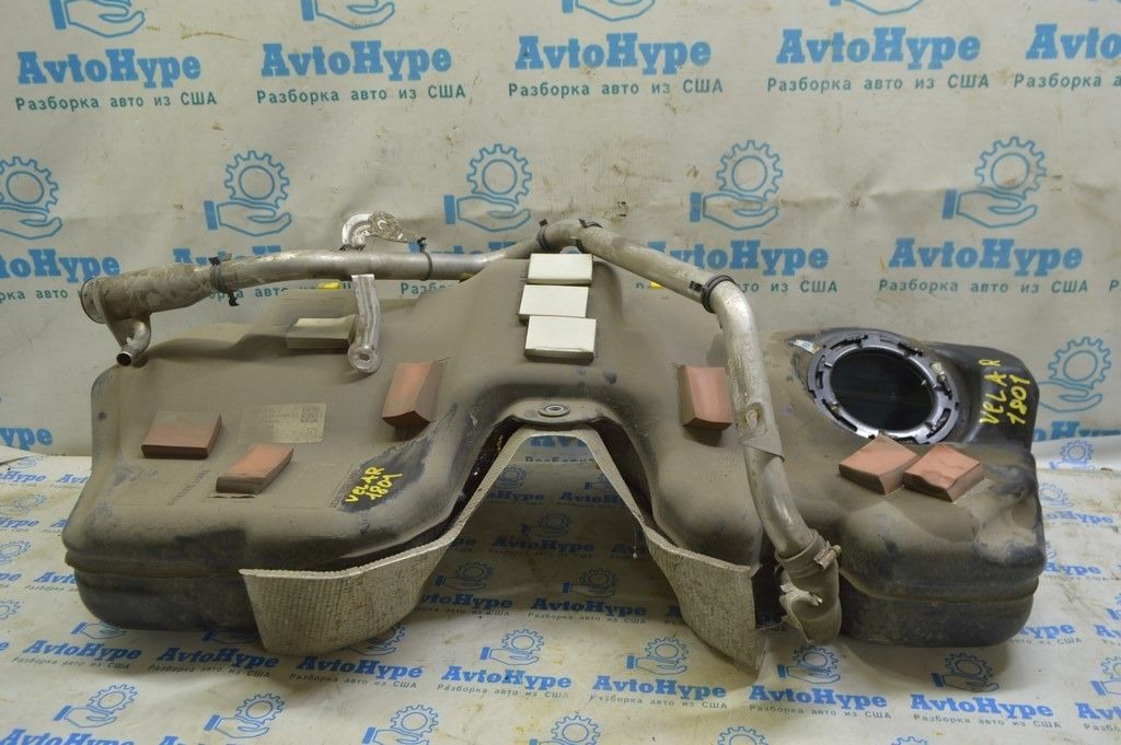 Топливный бак Range Rover Velar L560 17- 2.0d LR092903