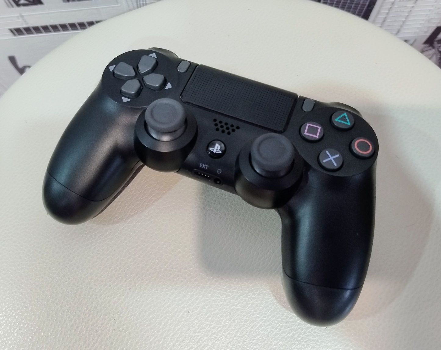 Dualshock 4 для PS4 (Jet Black)