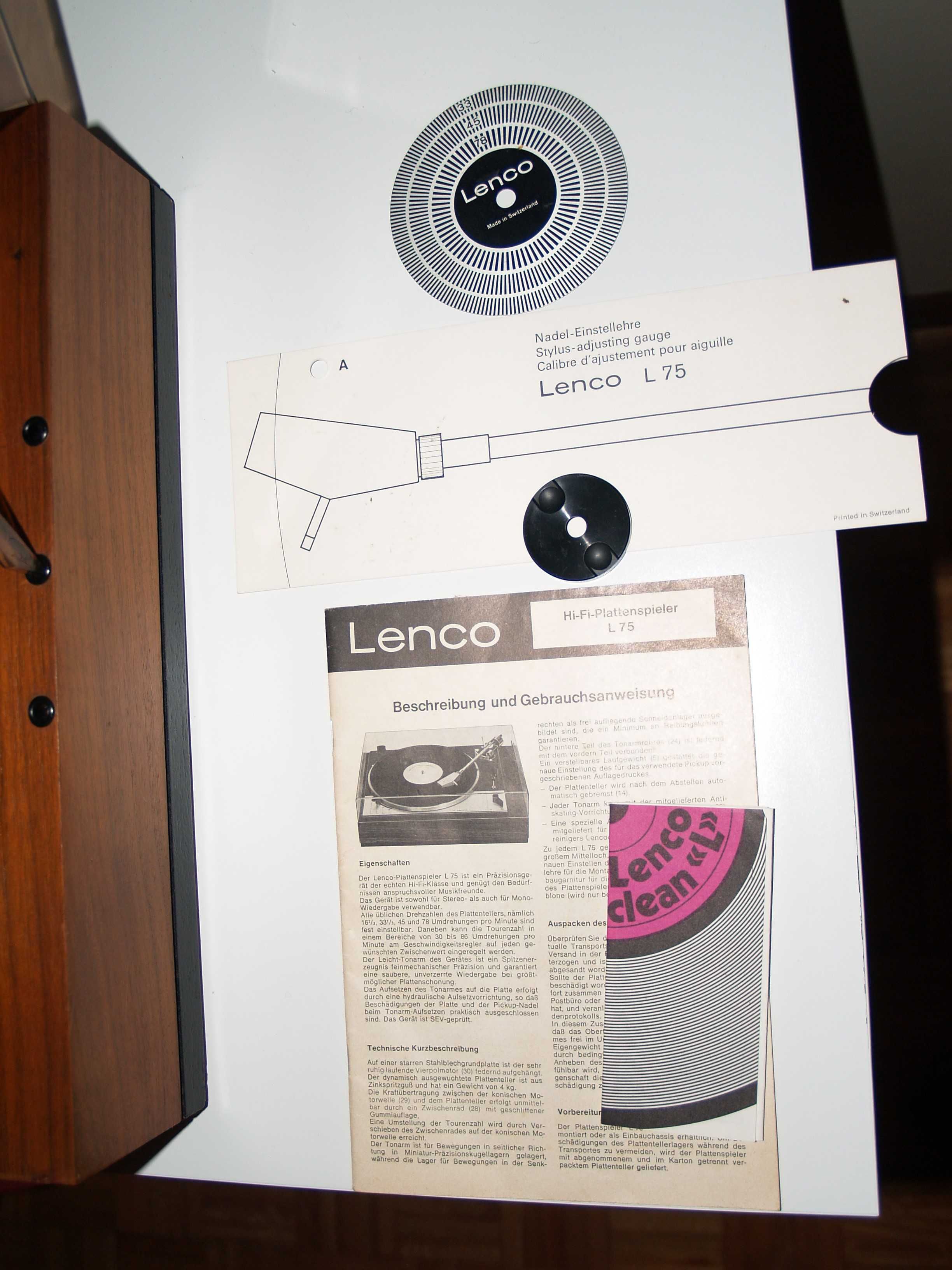 Gira-Discos LENCO L-75