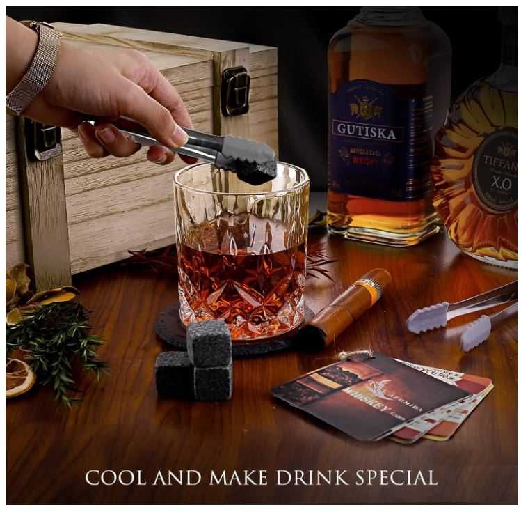 Zestaw prezentowy do whisky w eleganckiej walizce Afomida