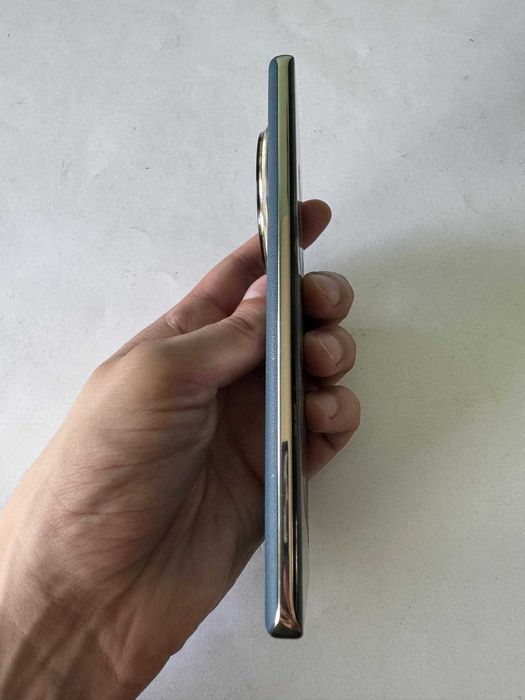 Смартфон Realme 12 Pro Plus 12+4 512GB Global Version