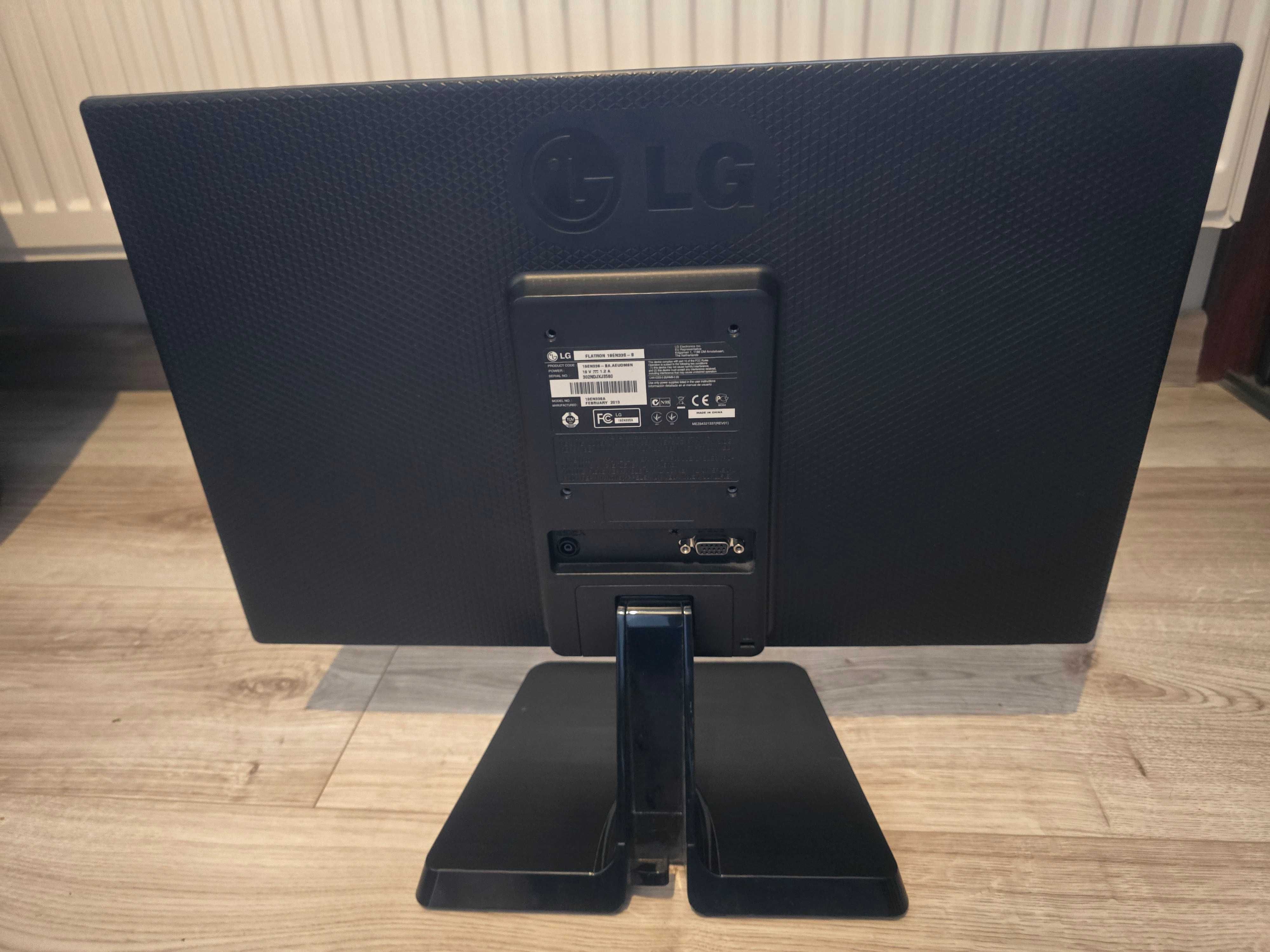 Monitor 19' LG FLATRON 19EN33S-B