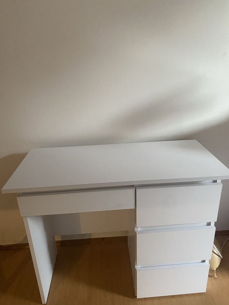 Biurko Ikea białe 4 szuflady