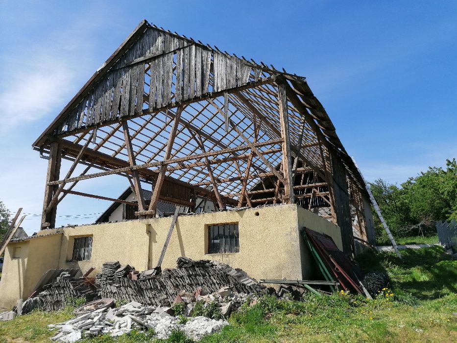 Skup starego drewna rozbiórka stodoły stare deski drewno stodoła dom