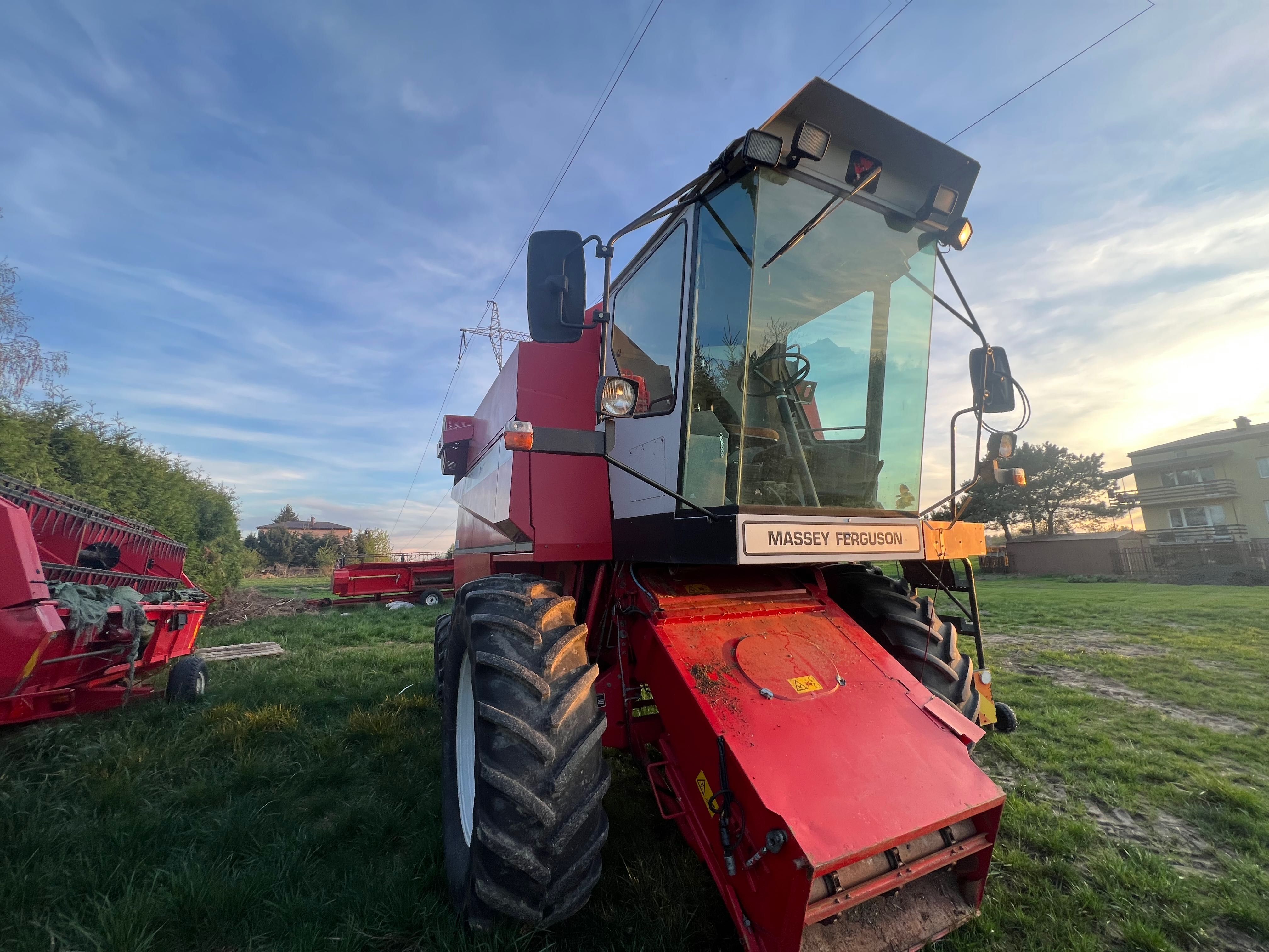 Kombajn Massey Ferguson 28/Sampo 2075