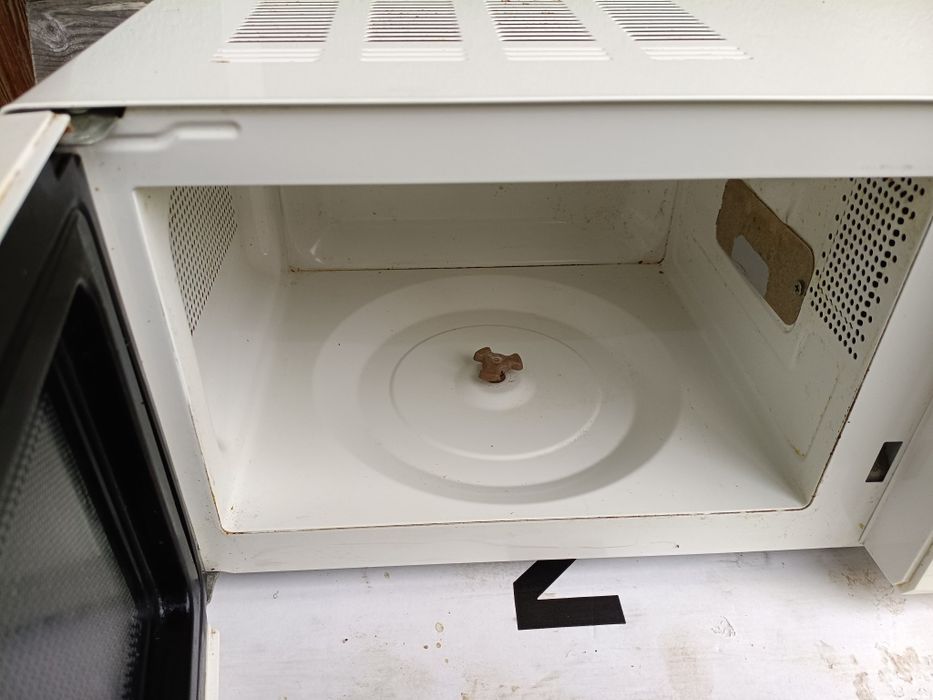 Мікрохвильова піч