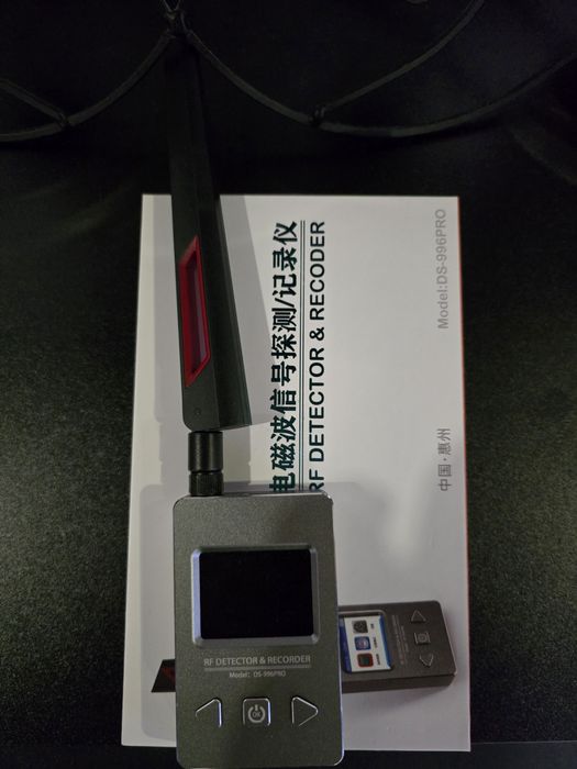 Детектор для поиска GSM,GPS трекеров итд.