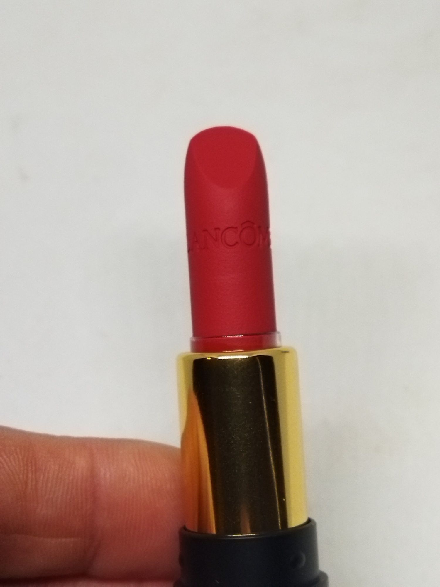 Губная помада Rouge Lancome