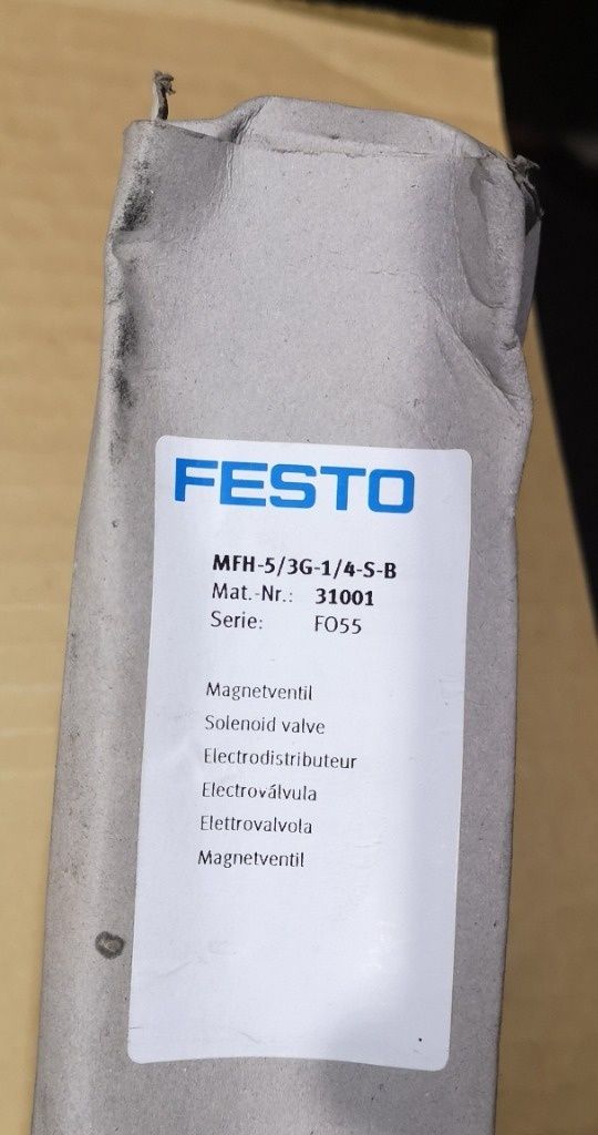 Elektrozawór pneumatyczny 2x FESTO-31001 MFH-5/3G-1/4-S-B NOWY