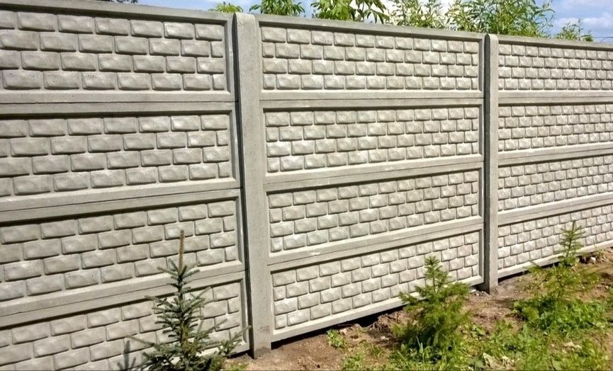 Montaż ogrodzeń panelowych - betonowych
