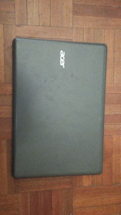 Notbook ACER+ rato com fio.