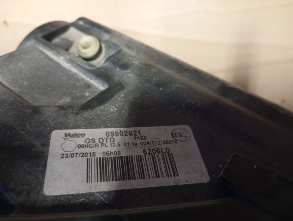 Lampy przód  P strona scudo Expert Jumpy 2007/2016