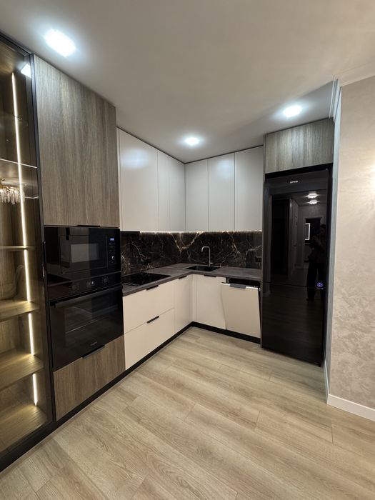 Продам вишукану 2-кімнатну квартиру ЖК Паркова Алея