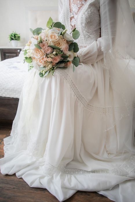 Весільна сукня