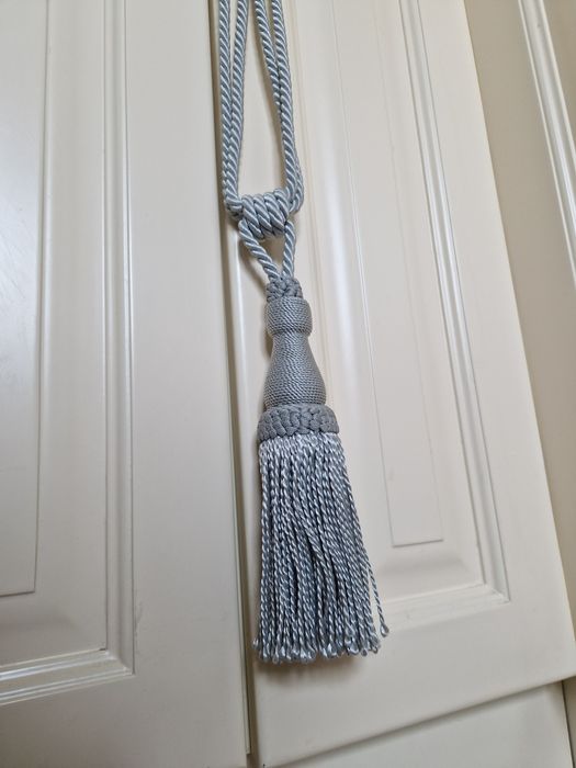 Chwost , szary , grafitowy , duży,  61cm , piekny jak nowy