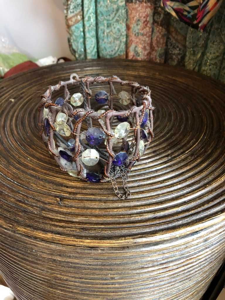 porta velas com pedras roxas