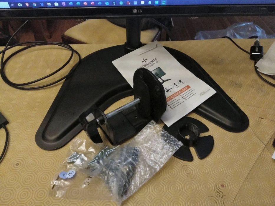 Suporte Monitor Neomounts NM-D335 Preto
