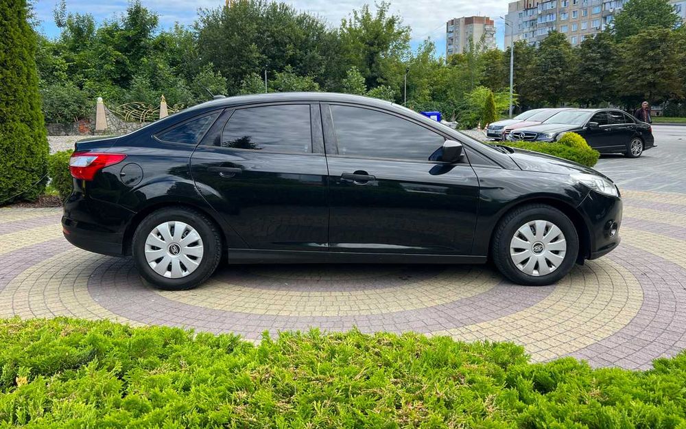 Ford Focus  2013