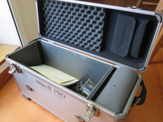 Vendo Sony CCD-V200E