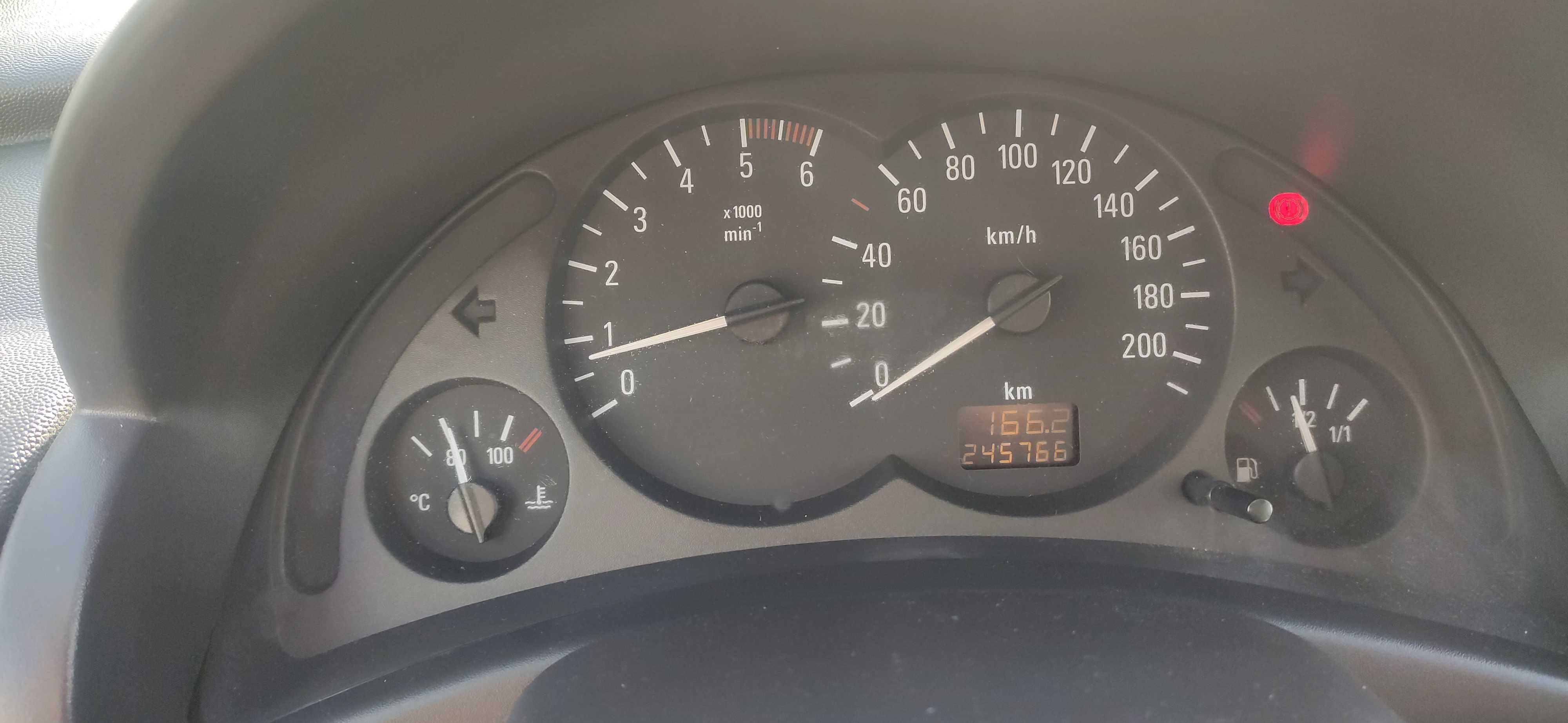 Opel corsa 1.3 CDTI comercial 2004
