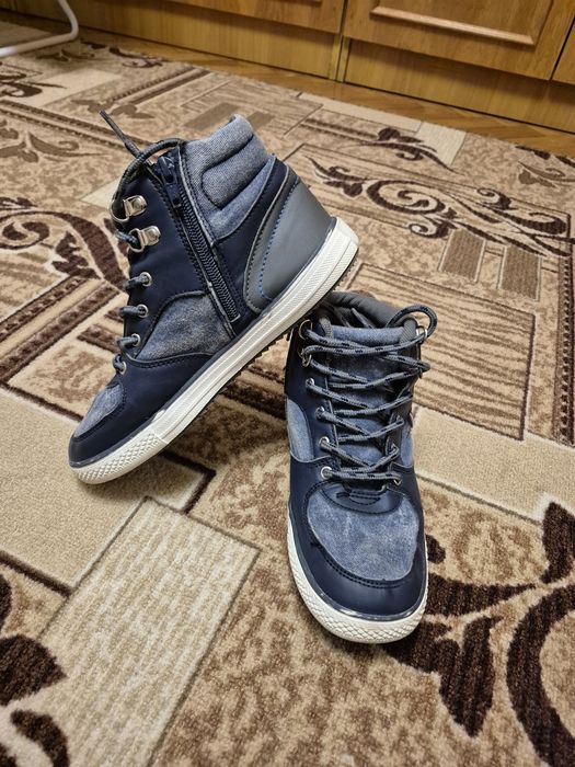 Осінє взуття для дитинки