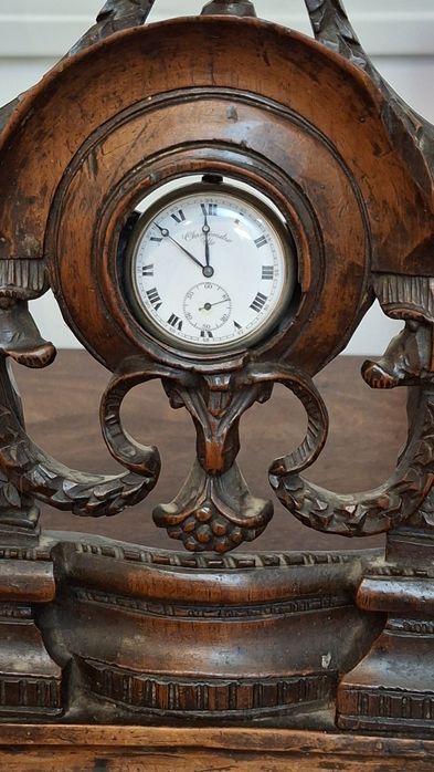 Moldura em madeira preciosas séc. 18/19 para relogio de bolso