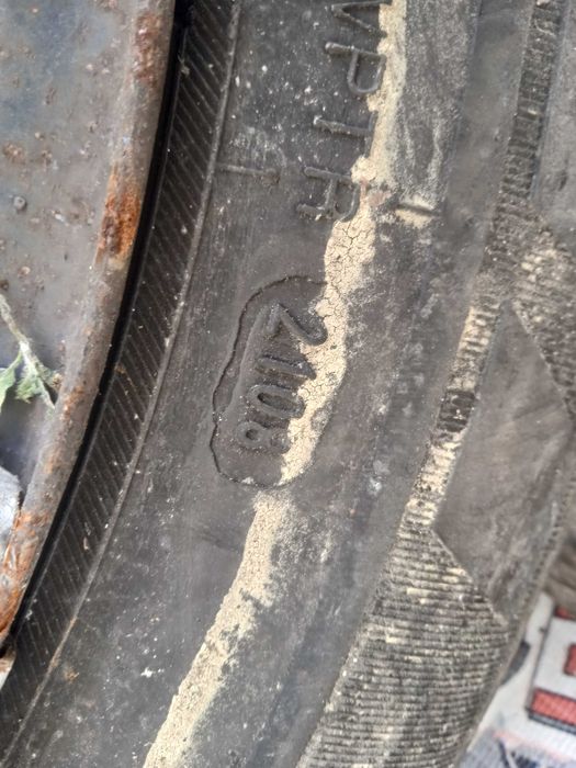 Резина Гума 165/70 R14 Диски ЕТ 37 5 1/2JxH2 4*98 Fiat Doblo Добло