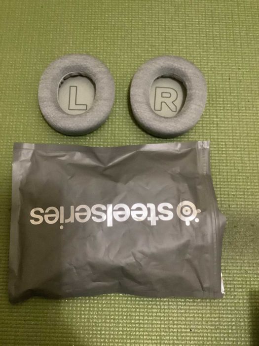 Steelseries Arctis Nova, Nauszniki zapasowe