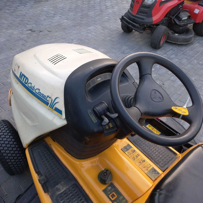 Traktorek kosiarka MTD Cub Cadet HDS 3235