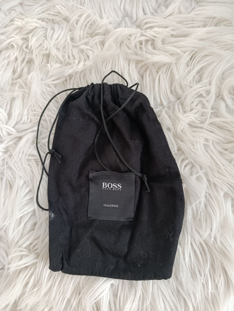 Woreczek Hugo Boss etui pokrowiec torebka mała mini
