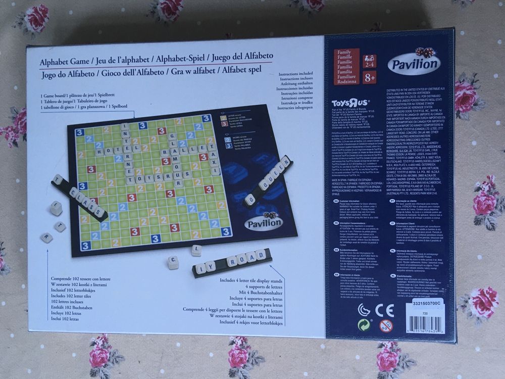 Jogo de Tabuleiro ToysRUs Scrabble