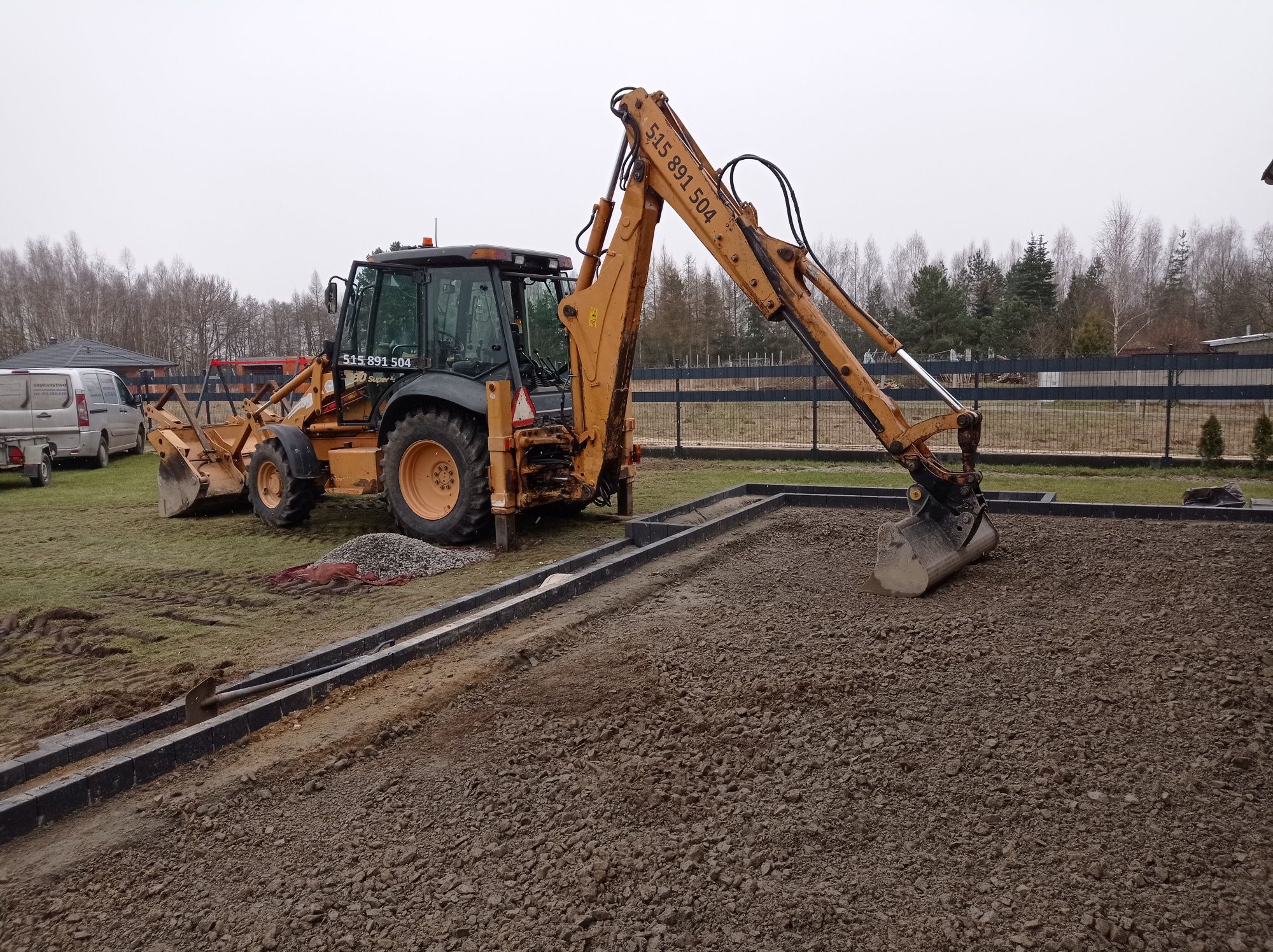 Usługi koparko ładowarka, minikoparka, wywrotka 3.5t, prace ziemne