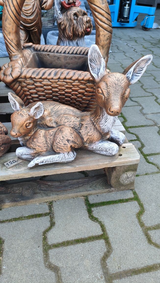 Betonowa figura ogrodowa sarna jeleń sarenka sarenki jelenie